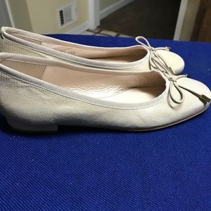 Heyraud Women's Beige Loafers- Size 38.5